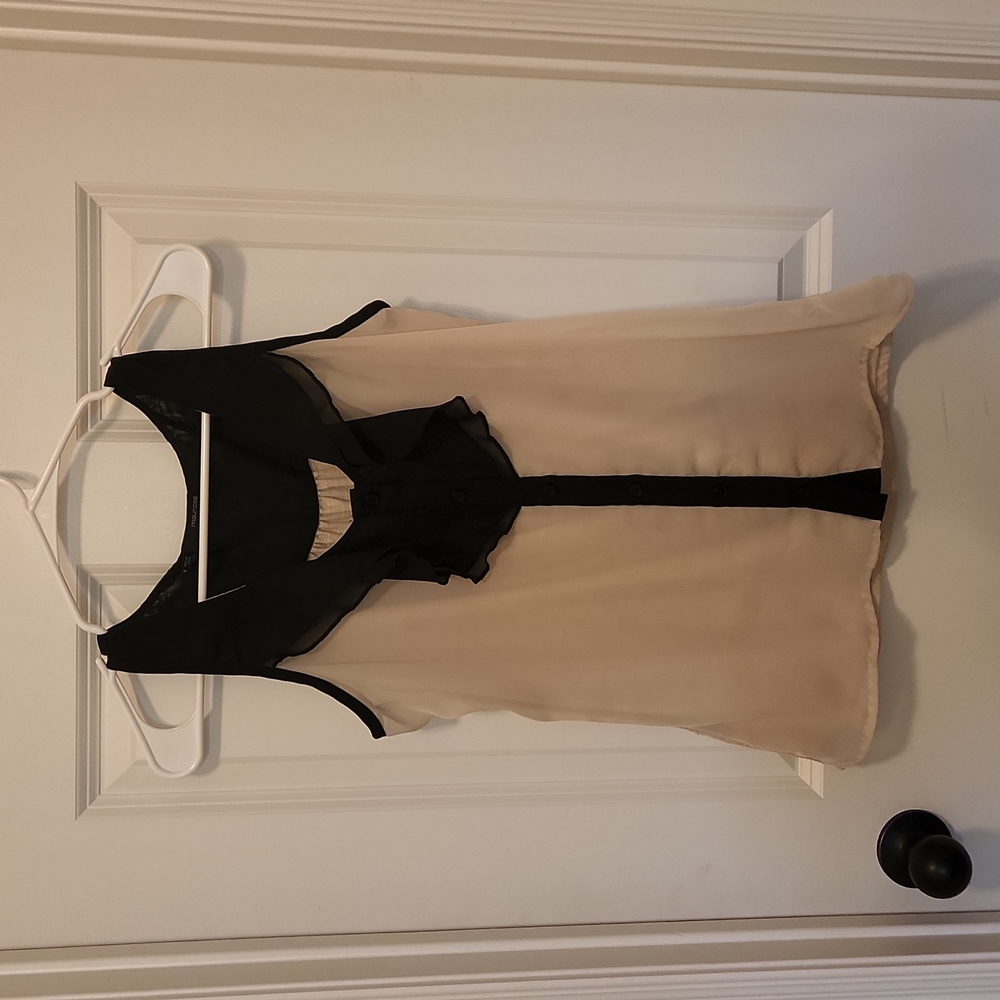 Cream and black ruffle tank top